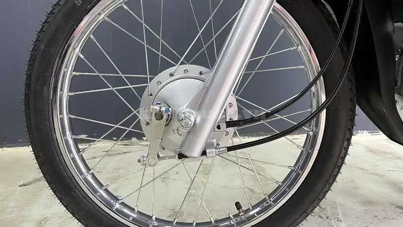 Chi tiết từ a đến z chiếc xe Honda Dream Thái Lan màu trắng đang được săn đón tại Việt Nam