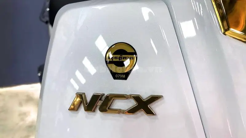 Chi tiết từ a đến z chiếc xe Honda Dream Thái Lan màu trắng đang được săn đón tại Việt Nam