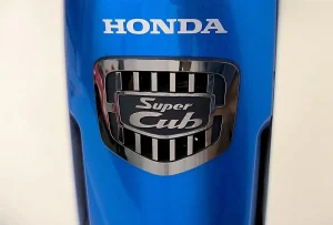 Logo Super Cub 110 nội địa Nhật độc đáo