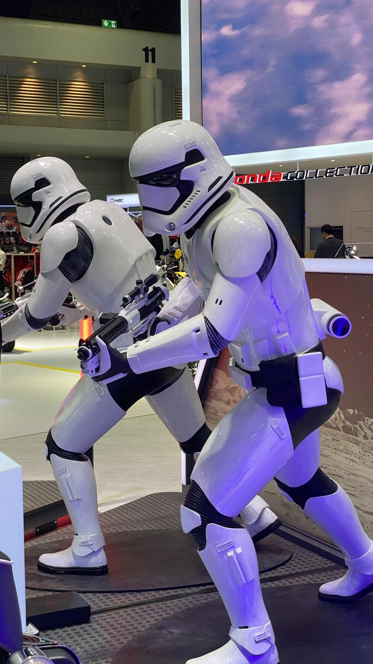 Honda Monkey Star Wars Limited Edition 088/150: Dark Side và Light Side – Cặp đôi đối đầu