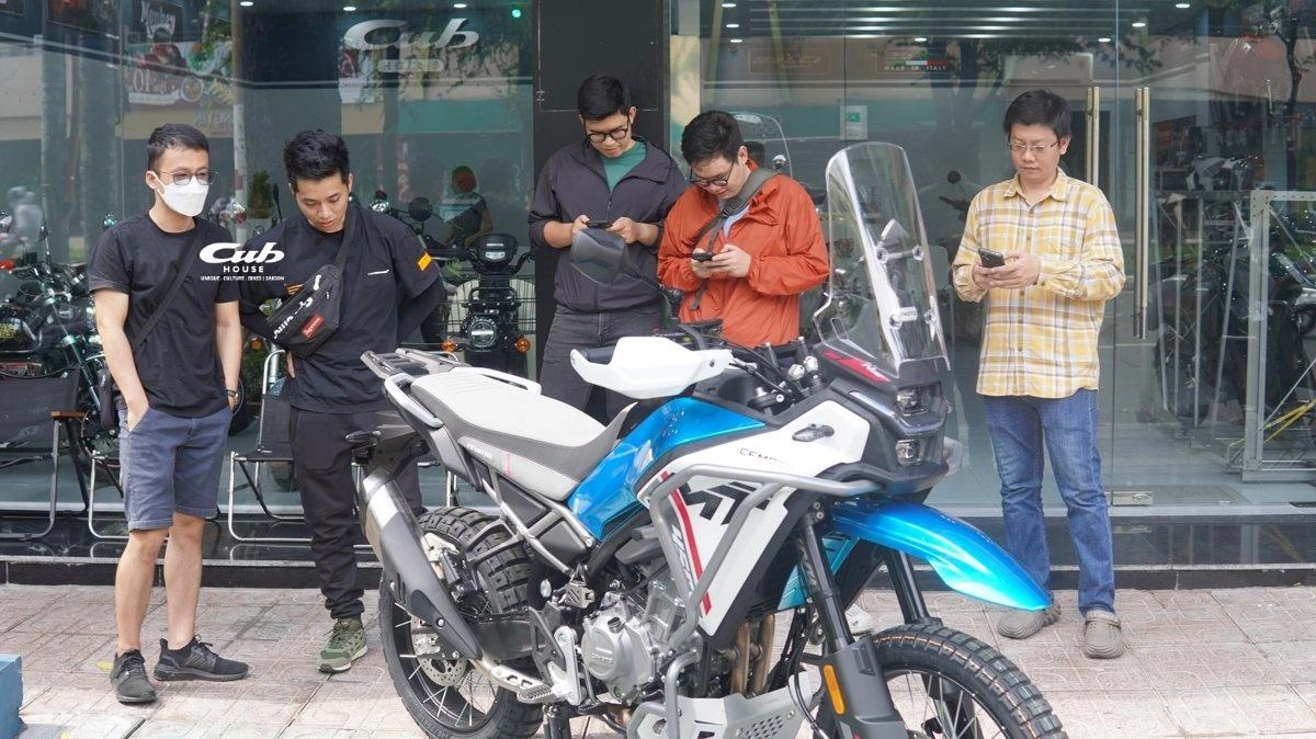 Sự Kiện Ra Mắt CFMoto 450MT đầu tiên Tại Cub Hosue Việt Nam 3/8/2024