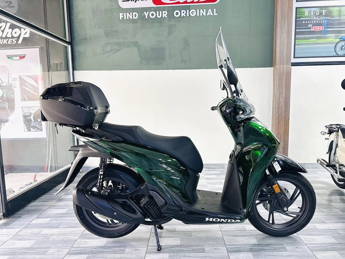 Kính Chắn Gió Xe SH Vetro Ý – Sh150i /Sh125i Vetro 2024