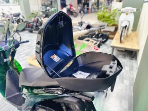 Thùng sau Sh Vetro Ý - Phụ Kiện Sh150i/Sh125i Vetro chính hãng 15 Kính Chắn Gió Xe SH Vetro Ý – Sh150i /Sh125i Vetro 2024
