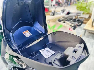Thùng sau Sh Vetro Ý - Phụ Kiện Sh150i/Sh125i Vetro chính hãng 17 Kính Chắn Gió Xe SH Vetro Ý – Sh150i /Sh125i Vetro 2024