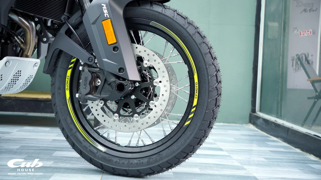 CFMoto 800MT Explore
