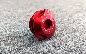 Ốc mân lửa lớn trang trí Honda Dax hiệu H2C nhập Thái Lan