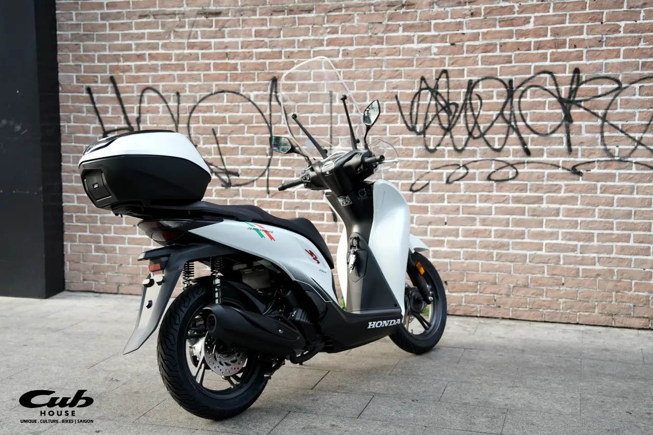 Honda SH150i Sport Edition