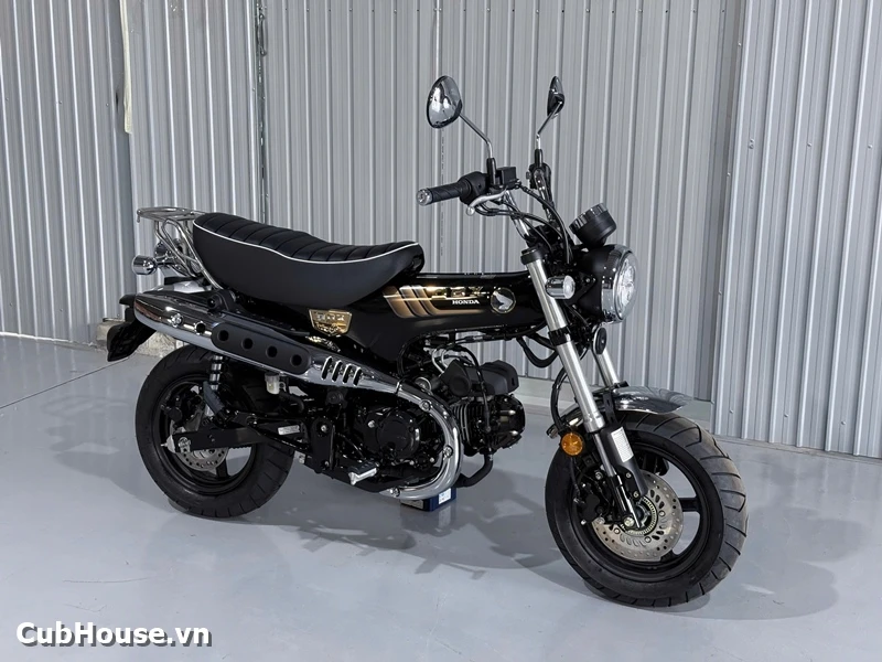 Hình ảnh chi tiết Honda Dax Royal Limited Edition đã về đến Cub House Sài Gòn