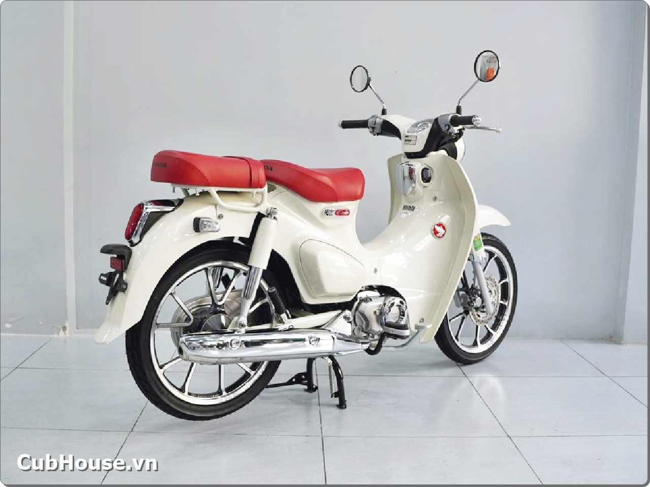 Honda Super Cub 125 Custom 2026 nhap Thai Lan Yen do 6