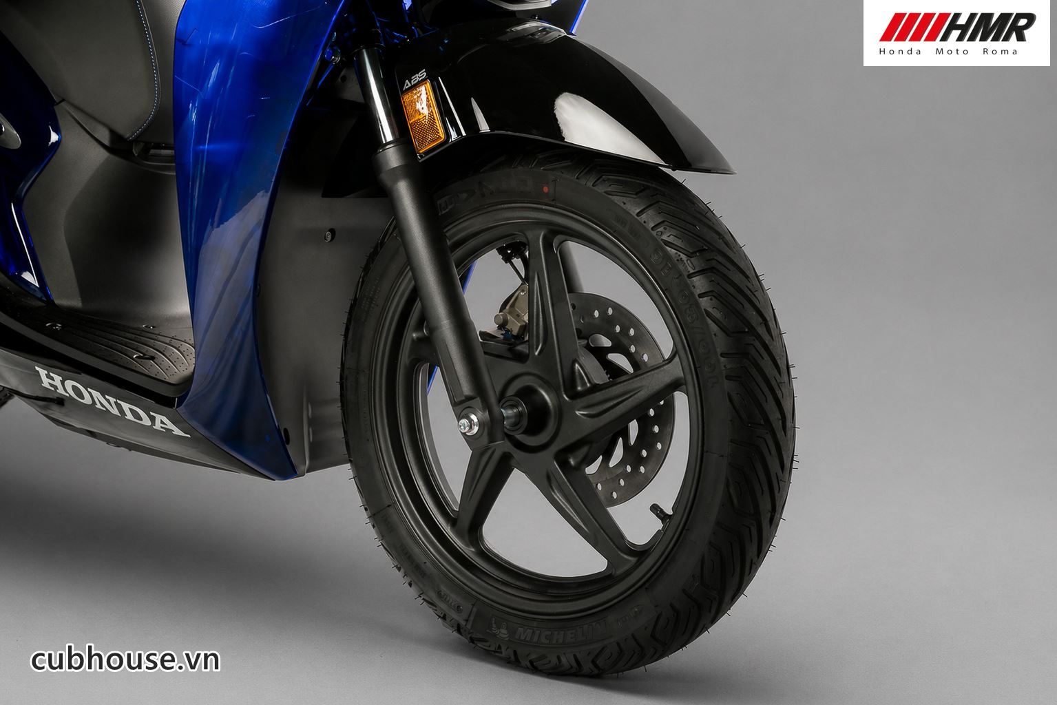Honda SH150i Vetro Blue 2026 – Tuyệt tác SH Ý xanh sapphire đang khiến giới chơi xe Việt săn đón 10 Honda SH150i Vetro Blue 2026 (Xanh Sapphire)