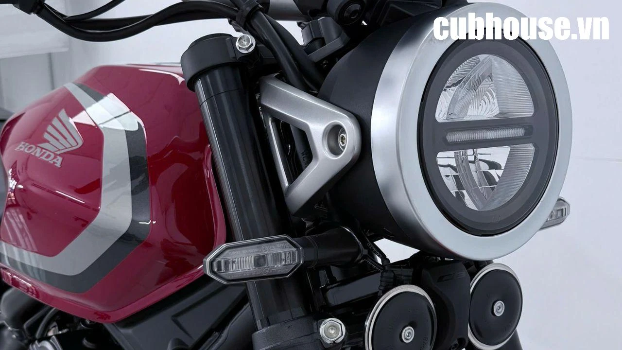 Honda CB500SF Super Four 2026 – Huyền thoại Super Four trở lại với diện mạo hoàn toàn mới!