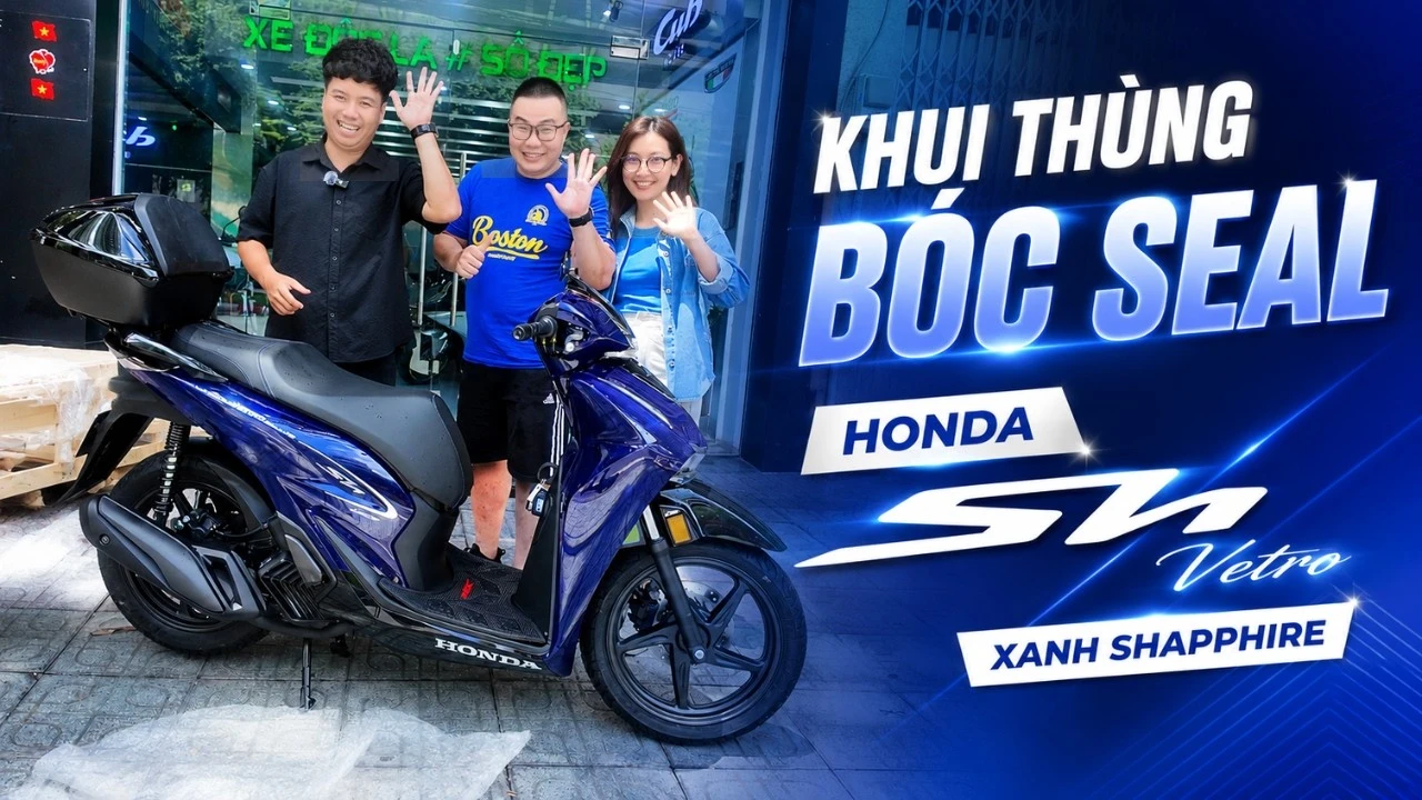 Khui thùng Honda SH150i Vetro Xanh Sapphire 2026 bản New Concept tại Showroom Cub House 34 Khui thùng Honda SH150i Vetro Xanh Sapphire 2026 bản New Concept tại Showroom Cub House