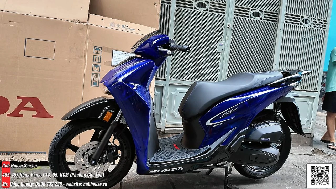 Giao xe Honda SH150i Vetro Blue 2026 nhập Ý cho khách hàng Quận 5