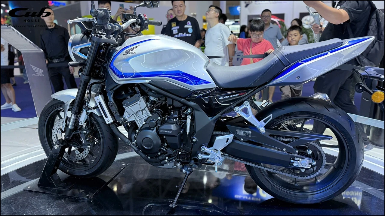 Honda CB500 Super Four