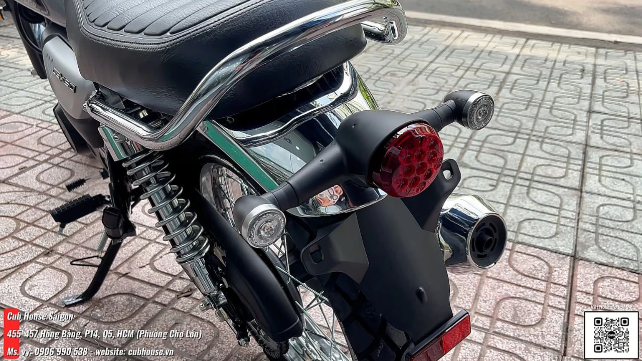 Honda CGX 150 về lô hàng mới: Mô tô classic 150cc gọn nhẹ, cá tính cho phố thị